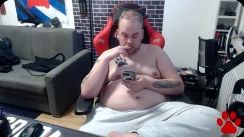 PupWolfy online show from 01-07-25, 03:23