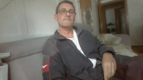 Snapshot of thhe13 chatting on 01-05-25, 03:34 thhe13 online show from 01-05-25, 03:34