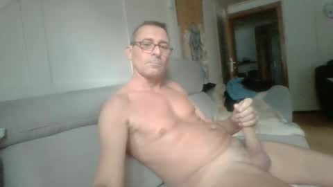 Snapshot of thhe13 chatting on 02-07-25, 08:22 thhe13 online show from 02-07-25, 08:22