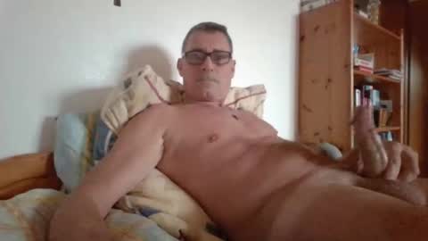 Snapshot of thhe13 chatting on 02-22-26, 01:20 thhe13 online show from 02-22-26, 01:20