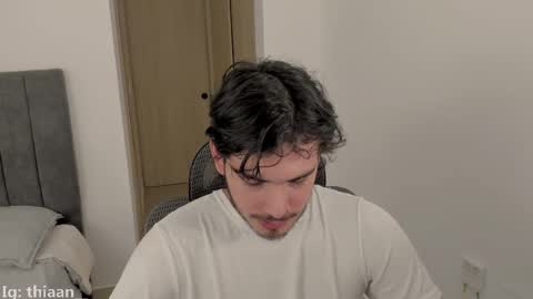 thiaan__ online show from 09-10-25, 03:06