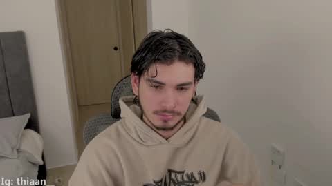 thiaan__ online show from 09-13-25, 03:39