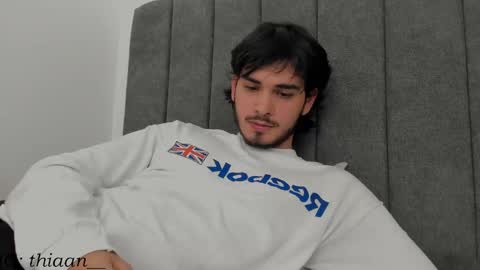 thiaan__ online show from 09-24-25, 03:54