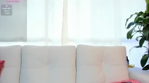 Snapshot of thiago_connor21 chatting on 02-21-26, 10:22 Thiago online show from 02-21-26, 10:22