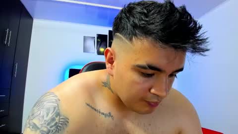 Snapshot of thiago_cp01 chatting on 02-09-25, 05:40 Thiago online show from 02-09-25, 05:40