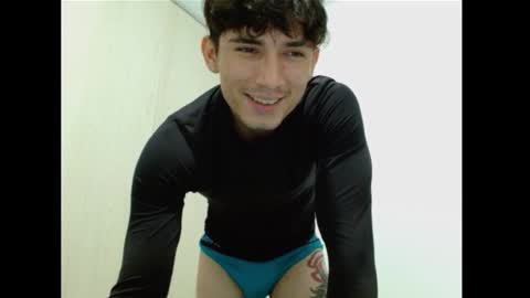 thiago_deseo69 online show from 10-14-25, 12:00