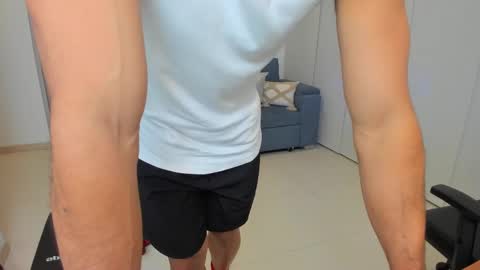 thiago_driussi online show from 02-28-25, 01:37