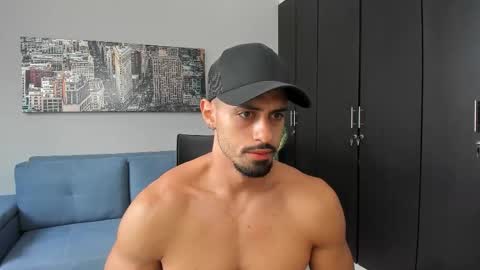 thiago_driussi online show from 11-01-25, 02:52