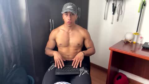thiago_happy online show from 03-25-26, 04:57