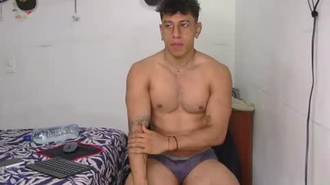 thiago_happy online show from 07-09-26, 01:04