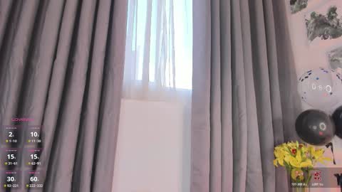 Snapshot of thiago_jones chatting on 12-03-25, 08:18 SanThiago online show from 12-03-25, 08:18