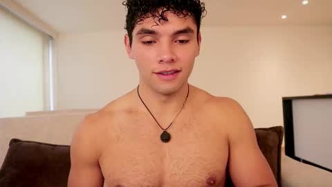 Just Thiago  online show from 03-18-26, 06:33