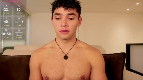 Snapshot of thiago_l chatting on 04-28-26, 05:40 Just Thiago online show from 04-28-26, 05:40