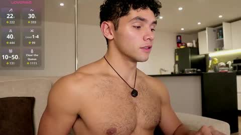 Snapshot of thiago_l chatting on 05-29-26, 11:25 Just Thiago online show from 05-29-26, 11:25