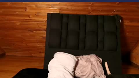 thiago_n_sam online show from 10-15-25, 06:46