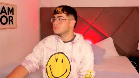 thiago_occonor online show from 11-05-25, 01:44