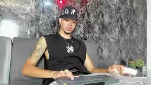Thiago online show from 07-19-26, 07:39