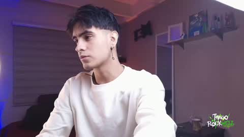 Snapshot of thiago_rockwell chatting on 03-02-25, 11:53 Thiago online show from 03-02-25, 11:53