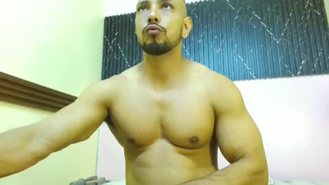 Thiago Summers online show from 09-09-25, 04:06