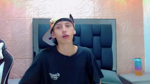 thiago_twink38 online show from 12-02-25, 05:13