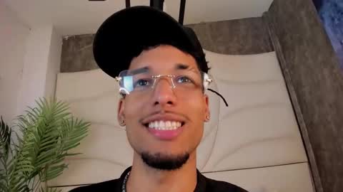 ThiagoFerreti online show from 10-14-25, 03:29