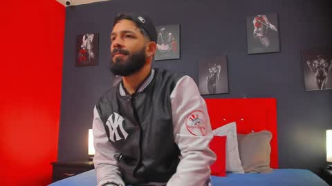 Thia Gomez online show from 12-11-24, 12:02