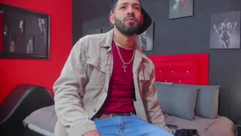 Thia Gomez online show from 10-03-25, 12:35