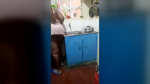 Snapshot of thickbotty_ebony chatting on 07-23-26, 12:25 thickbotty_ebony online show from 07-23-26, 12:25