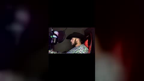 Snapshot of thickdicktay chatting on 05-04-26, 05:03 thickdicktay online show from 05-04-26, 05:03