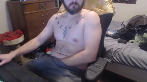 Snapshot of thickgarrett chatting on 12-18-24, 08:47 thickgarrett online show from 12-18-24, 08:47