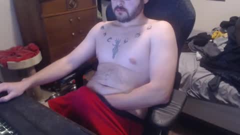 Snapshot of thickgarrett chatting on 01-06-25, 10:37 thickgarrett online show from 01-06-25, 10:37