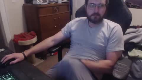 Snapshot of thickgarrett chatting on 11-14-25, 07:40 thickgarrett online show from 11-14-25, 07:40