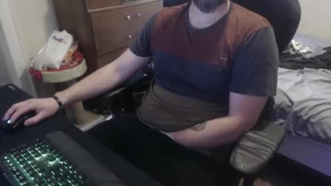 Snapshot of thickgarrett chatting on 05-09-26, 06:13 thickgarrett online show from 05-09-26, 06:13