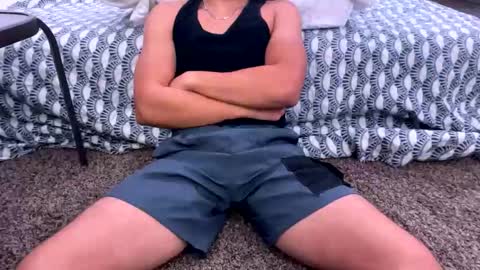 Snapshot of thickjunknhunk chatting on 12-17-24, 07:29 ThickJunknHunk online show from 12-17-24, 07:29