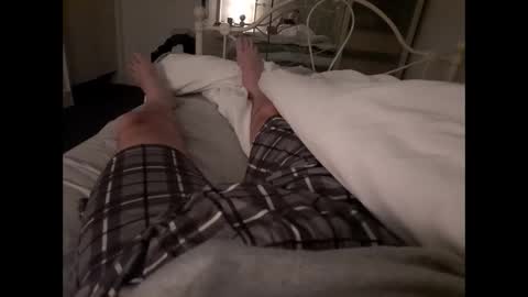 Snapshot of thicksingarters chatting on 02-15-25, 12:37 thicksingarters online show from 02-15-25, 12:37