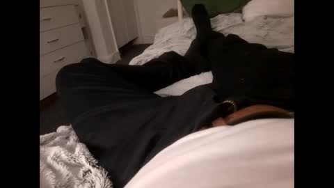 Snapshot of thicksingarters chatting on 03-09-25, 12:42 thicksingarters online show from 03-09-25, 12:42