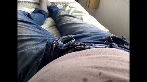 Snapshot of thicksingarters chatting on 11-08-25, 01:44 thicksingarters online show from 11-08-25, 01:44