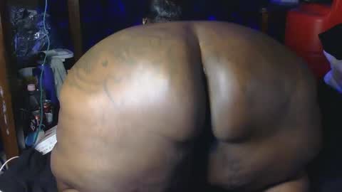 Thickumzz41 online show from 02-13-26, 01:23