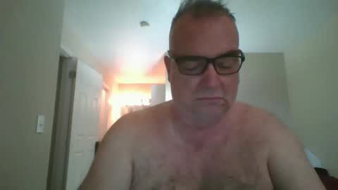 Snapshot of thickwhiteload chatting on 05-05-26, 07:11 thickwhiteload online show from 05-05-26, 07:11