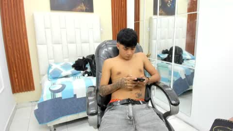  THIAGO COLLINS  online show from 06-26-26, 08:35