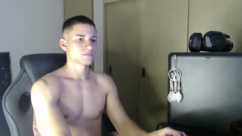 thin_tommy11 online show from 12-31-24, 11:06