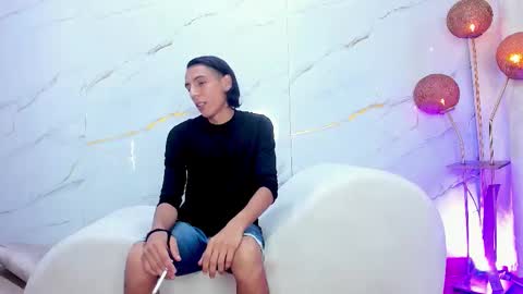 Snapshot of thisforyou69hot chatting on 02-22-26, 02:04 thisforyou69hot online show from 02-22-26, 02:04