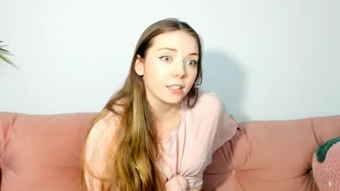 Amelia  shows on mondays fridays and sundays  if anything changes im giving updates on my fansly  online show from 05-31-26, 06:09