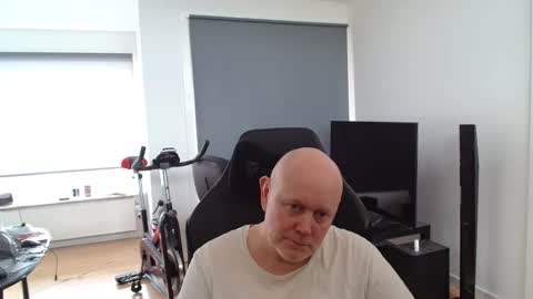 Snapshot of thomas315627 chatting on 05-10-26, 11:59 thomas315627 online show from 05-10-26, 11:59