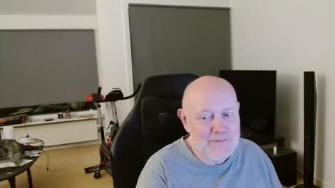 Snapshot of thomas315627 chatting on 05-19-26, 10:49 thomas315627 online show from 05-19-26, 10:49