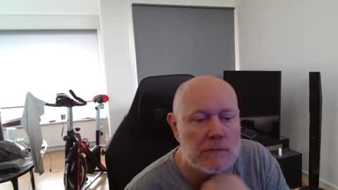 Snapshot of thomas315627 chatting on 05-22-26, 07:37 thomas315627 online show from 05-22-26, 07:37