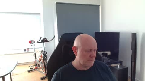 Snapshot of thomas806035 chatting on 06-20-26, 06:22 thomas806035 online show from 06-20-26, 06:22