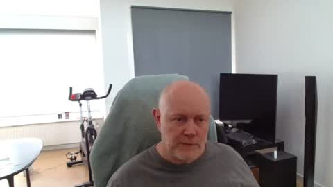 Snapshot of thomas806035 chatting on 06-22-26, 01:41 thomas806035 online show from 06-22-26, 01:41
