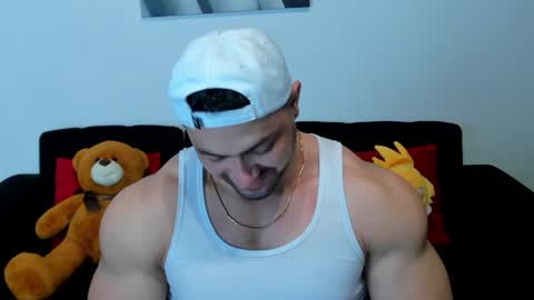 Thomas Brandon online show from 02-02-25, 02:06