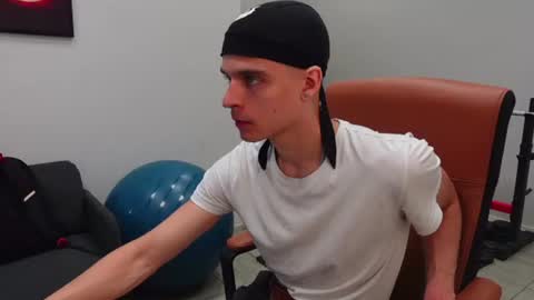 THOMAS BRONS online show from 06-28-26, 05:35